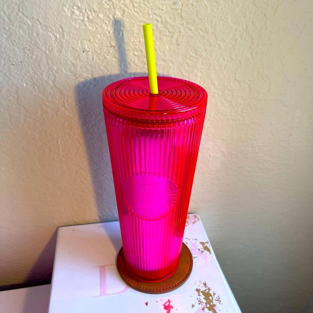Starbucks 2023 US Dragon Fruit Pink Stripe 24oz Cup Tumbler In Hand Ship Soon